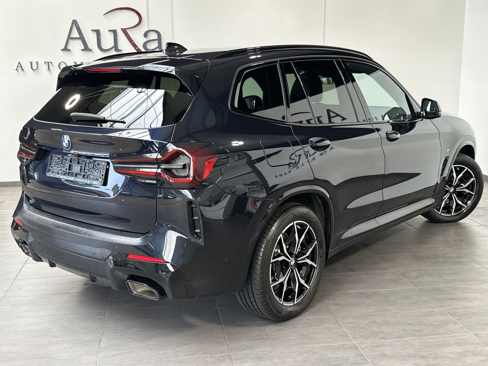 Fahrzeugabbildung BMW X3 xDrive20d M-Sport NAV+LED+PANORAMA+HIFI+VCOCK