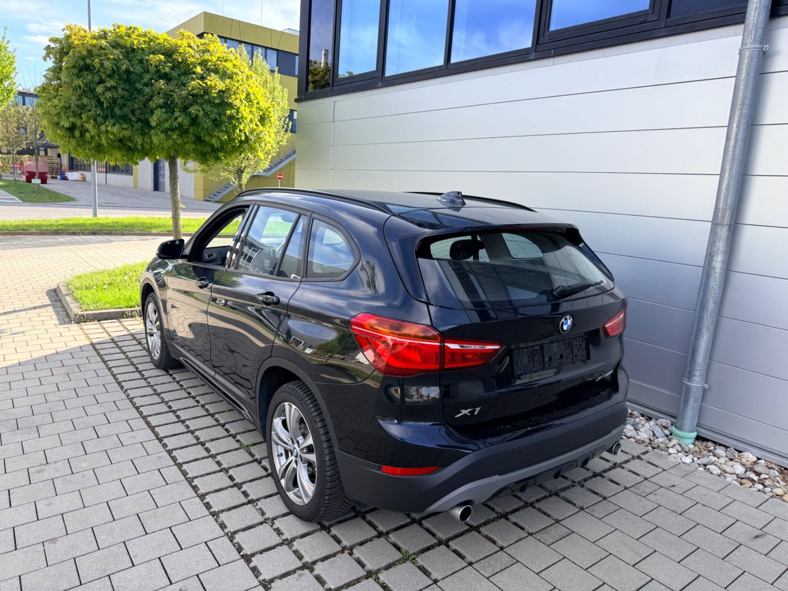 BMW X1 xDrive 25i Sport Line/Navi/LED/Head-UP foto 8
