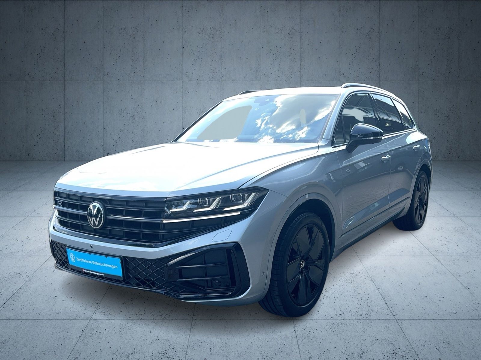 Volkswagen Touareg R-Line PANO HUD AHK Standhzg Blackstyle foto 2