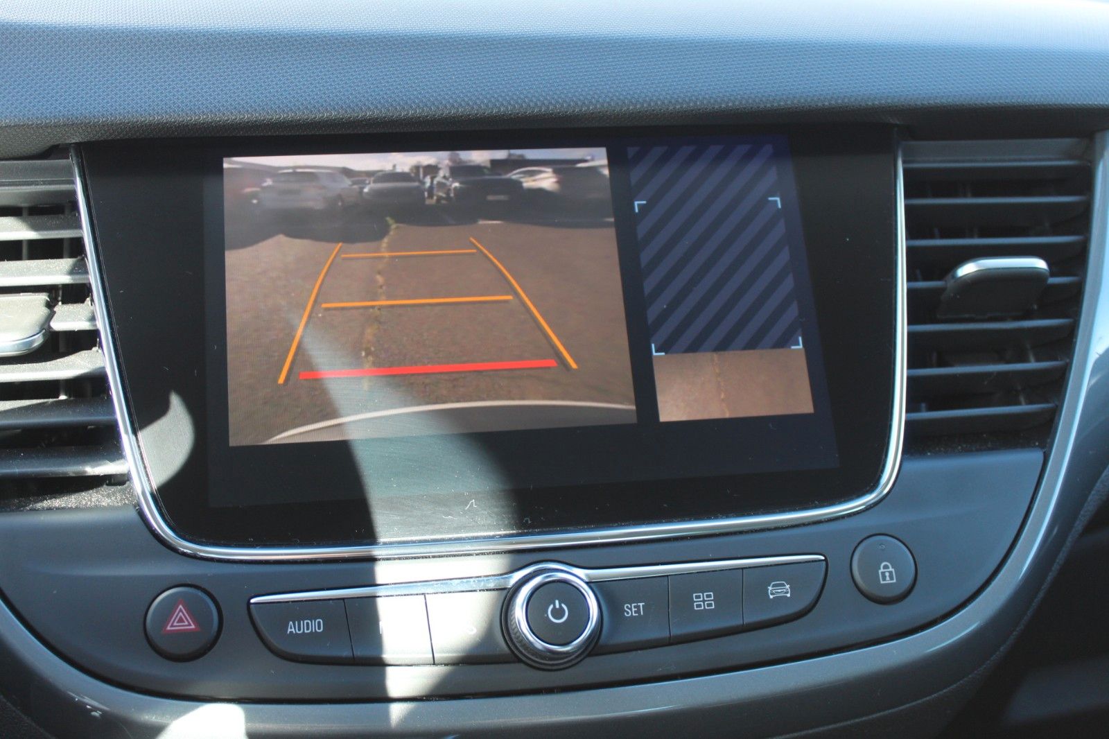 Fahrzeugabbildung Opel Crossland Elegance Allw.*Navi*Kamera*Sitzh.