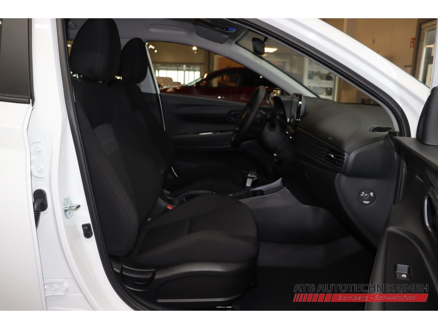 Fahrzeugabbildung Hyundai BAYON MY25 Trend 1.0 T-GDI 100 PS 7-DCT 2WD Komf