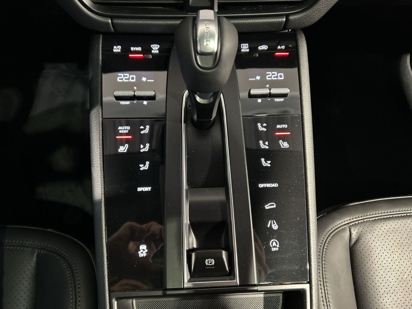 Porsche Macan Panoramadach Rückfahrkamera nur 13.950 km foto 18