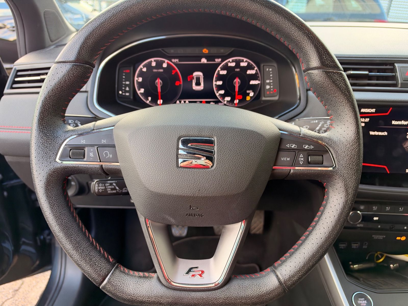 Seat Arona FR ACC-LED-NAVI-KAMERA – Bild 33