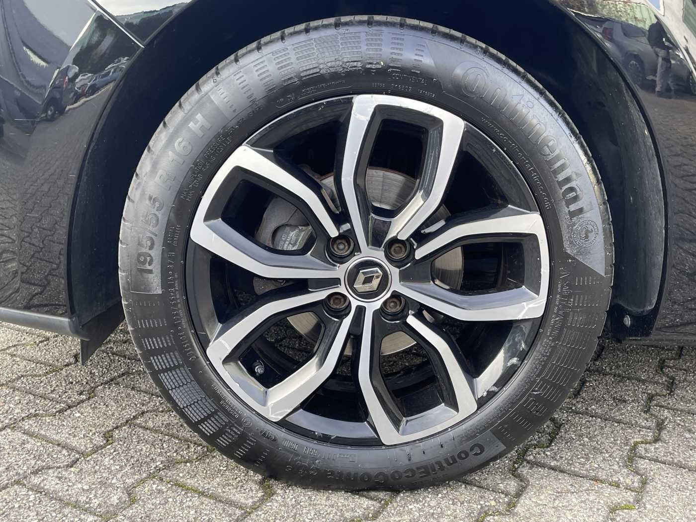 Fahrzeugabbildung Renault Clio Grandtour Intens TCe 90