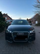 Audi A1 - 09/2013 - Diesel -fahrbereit, zu... - Audi A1 mit Diesel-Antrieb: Kleinwagen, 2.0