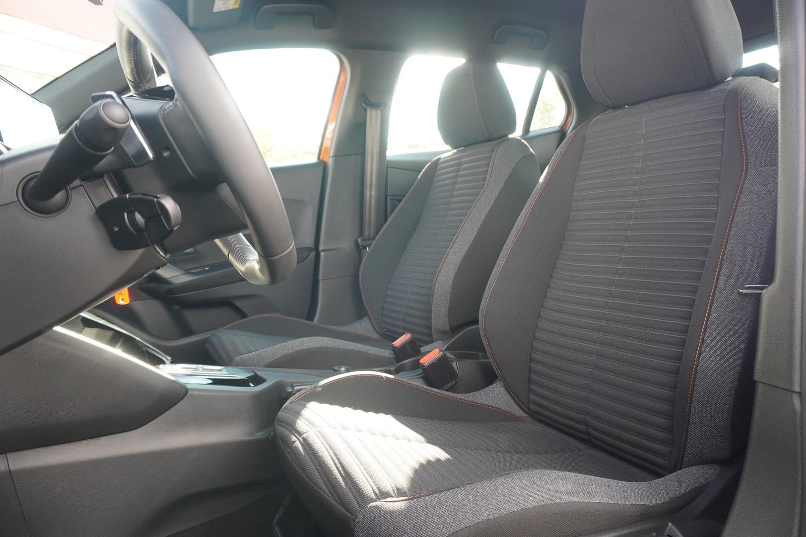 Peugeot 2008 1.2 PureTech Aut. LED Android Apple Kamera