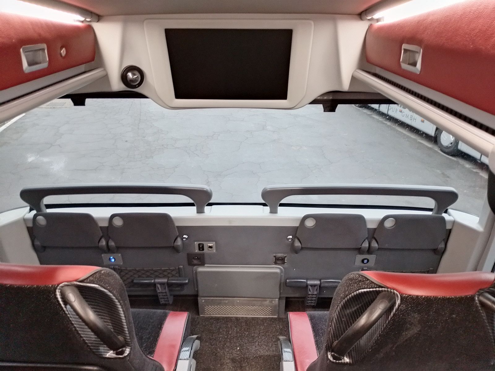 VANHOOL  2018 - Image 33 of 50