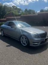 Mercedes-Benz C220d - graue Mercedes-Benz 220