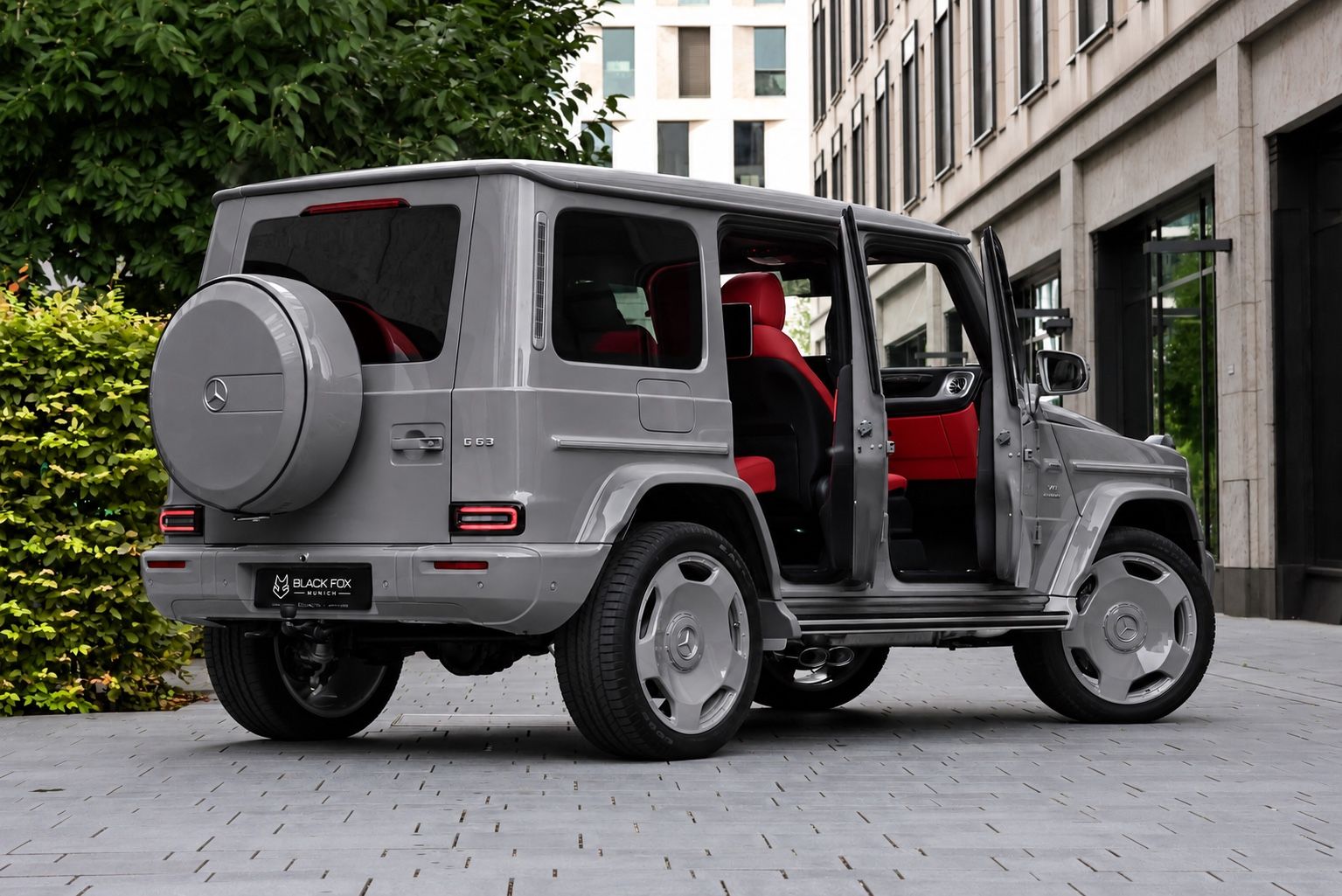 Mercedes-Benz G 63 AMG | A22 | CLASSIC Grey Edition 1 of 1 imagem 3