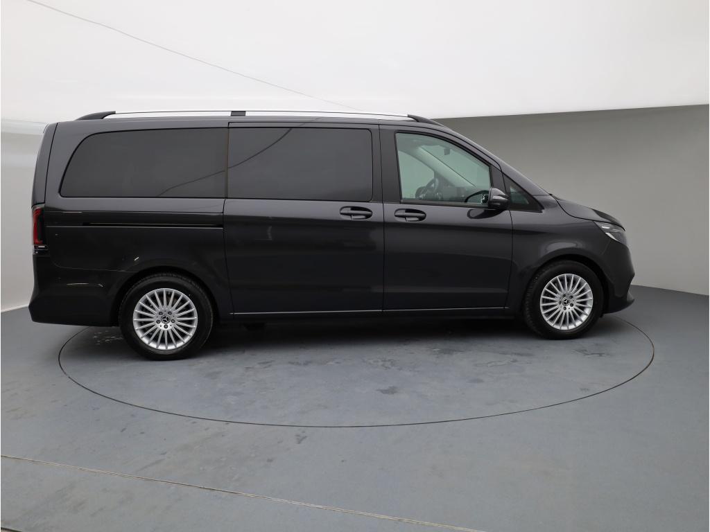 Mercedes-Benz V 220