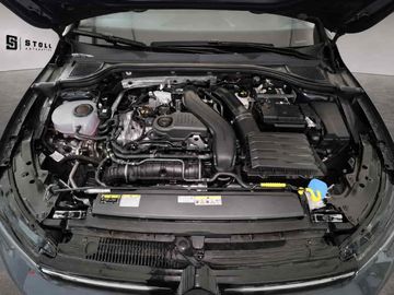 Volkswagen Golf - 5