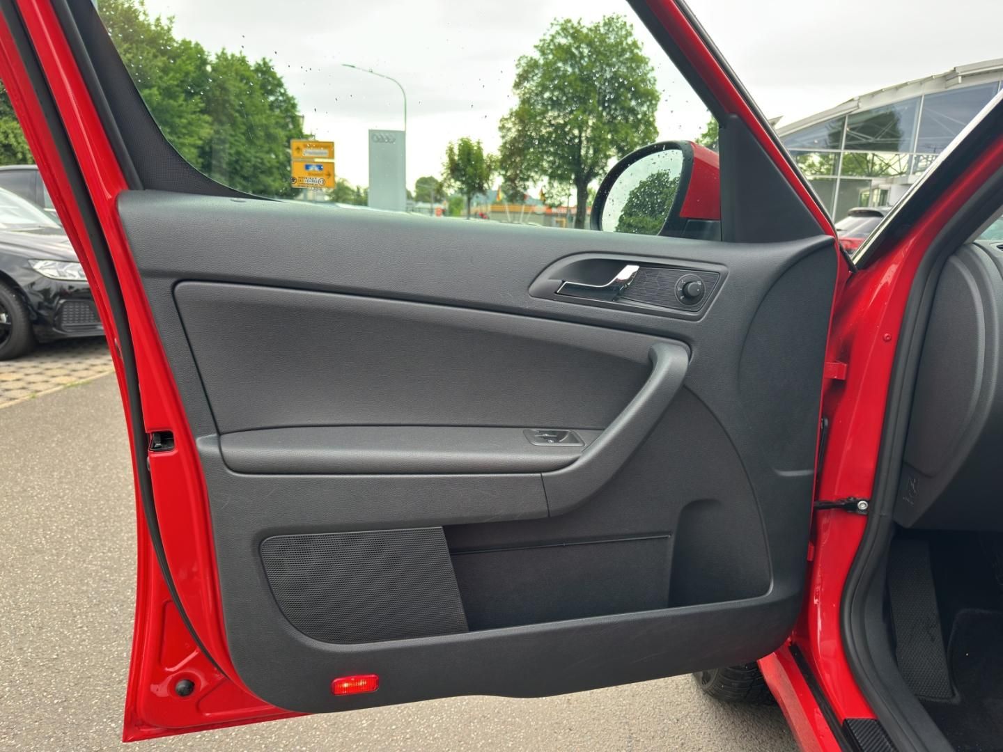Fahrzeugabbildung SKODA Yeti Ambition 1.2 TSI, GRA,LM-R?der,Klima,PDC,Sc
