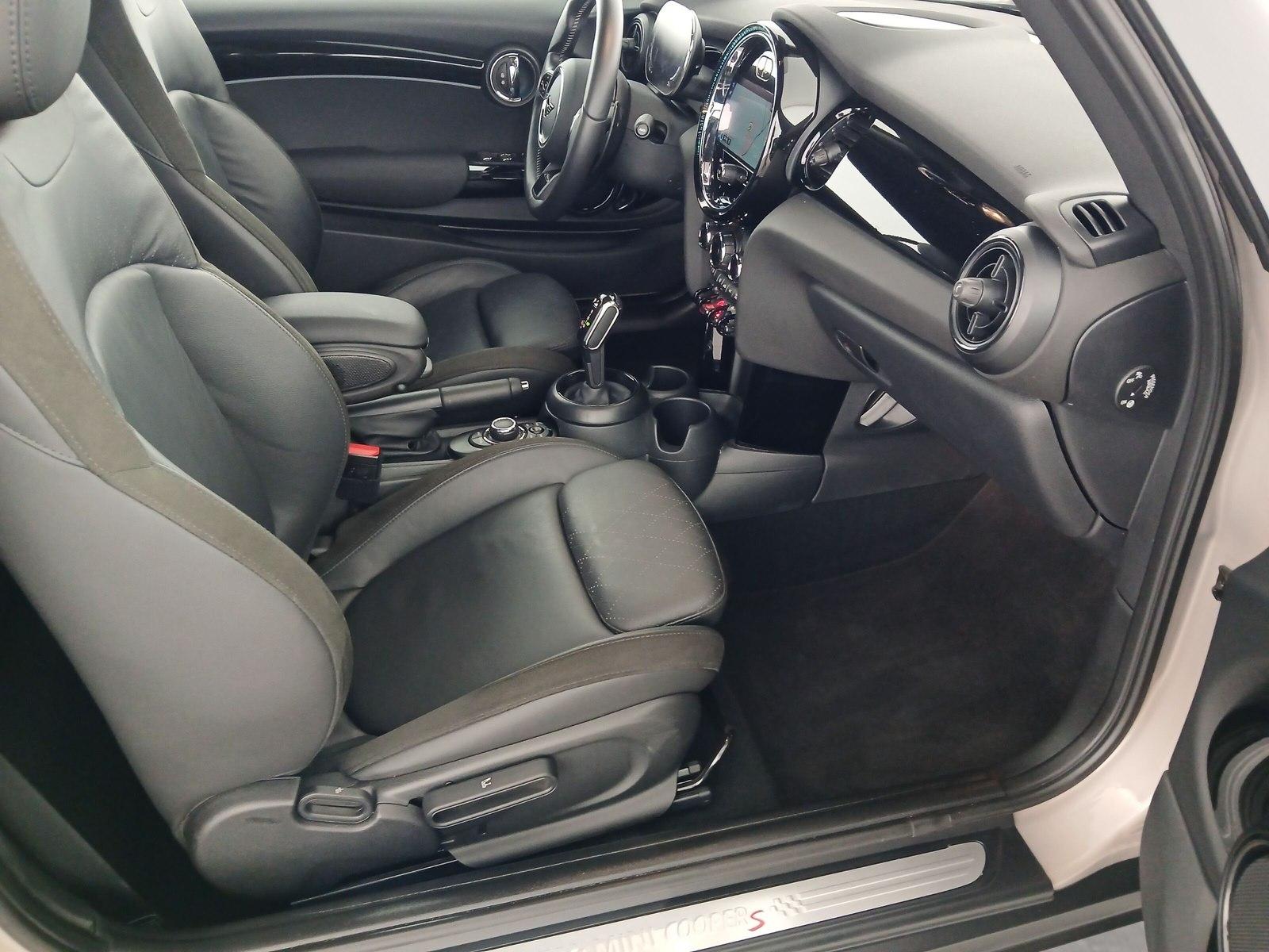 MINI Cooper S Cabrio Navi Kamera Driv.Assist LED