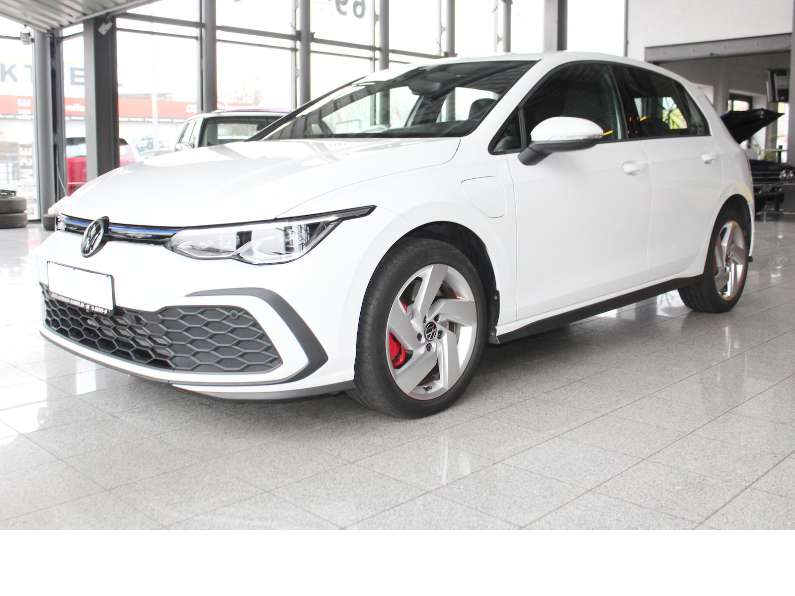 Volkswagen Golf GTE 1.4 TSI eHyb DSG NAVI*ACC*LED*SHZ