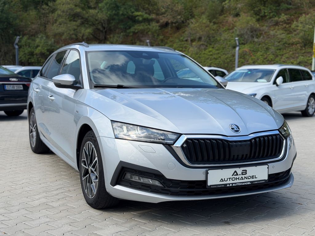 Skoda Octavia — fotografia 3