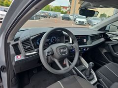 Fahrzeugabbildung Audi A1 Sportback 25 TFSI advanced LED VIRTUAL SHZ