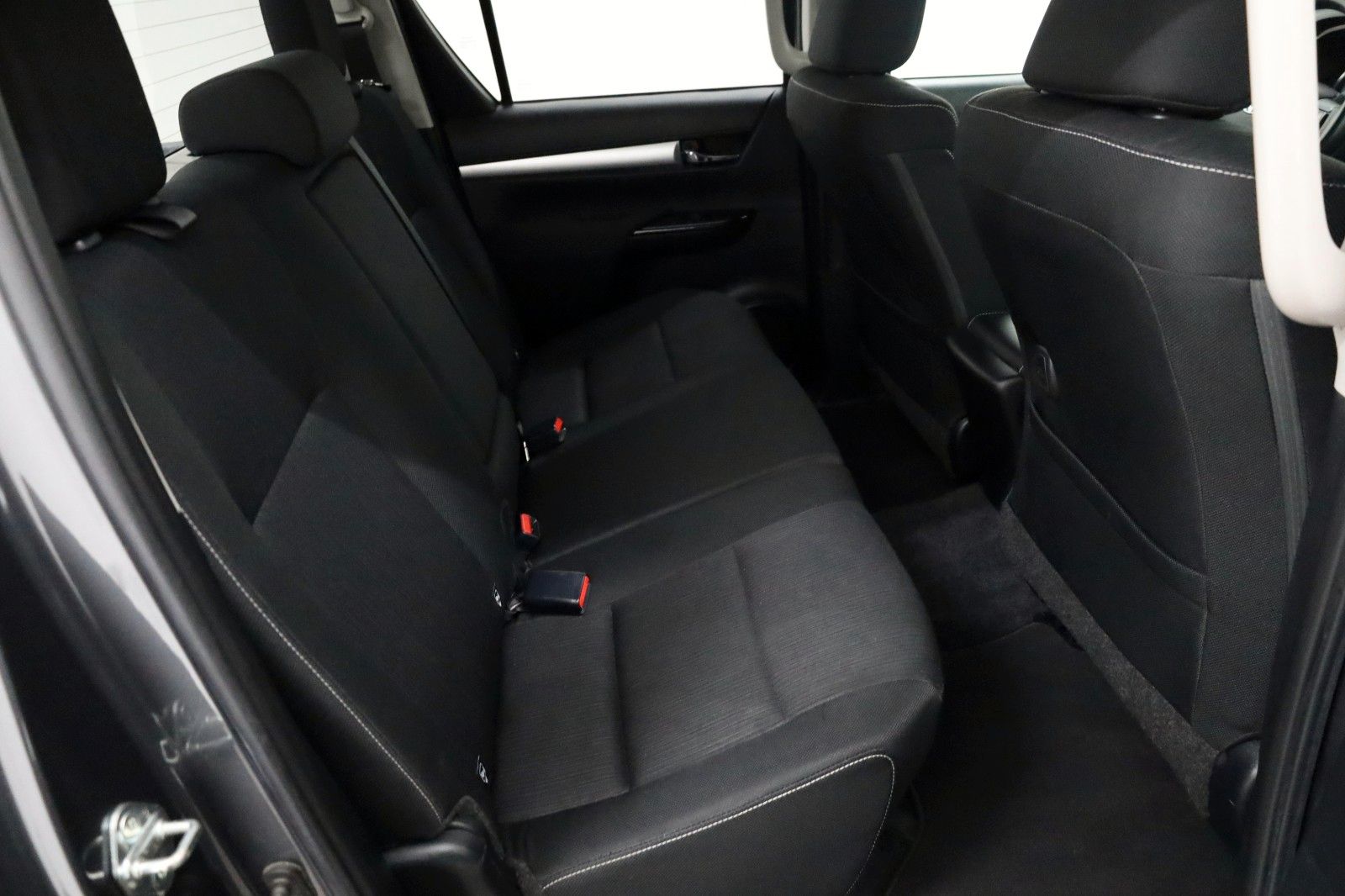 Fahrzeugabbildung Toyota Hilux 2.8 D-4D Comfort DOKA,150kW,Kamer,CarPlay