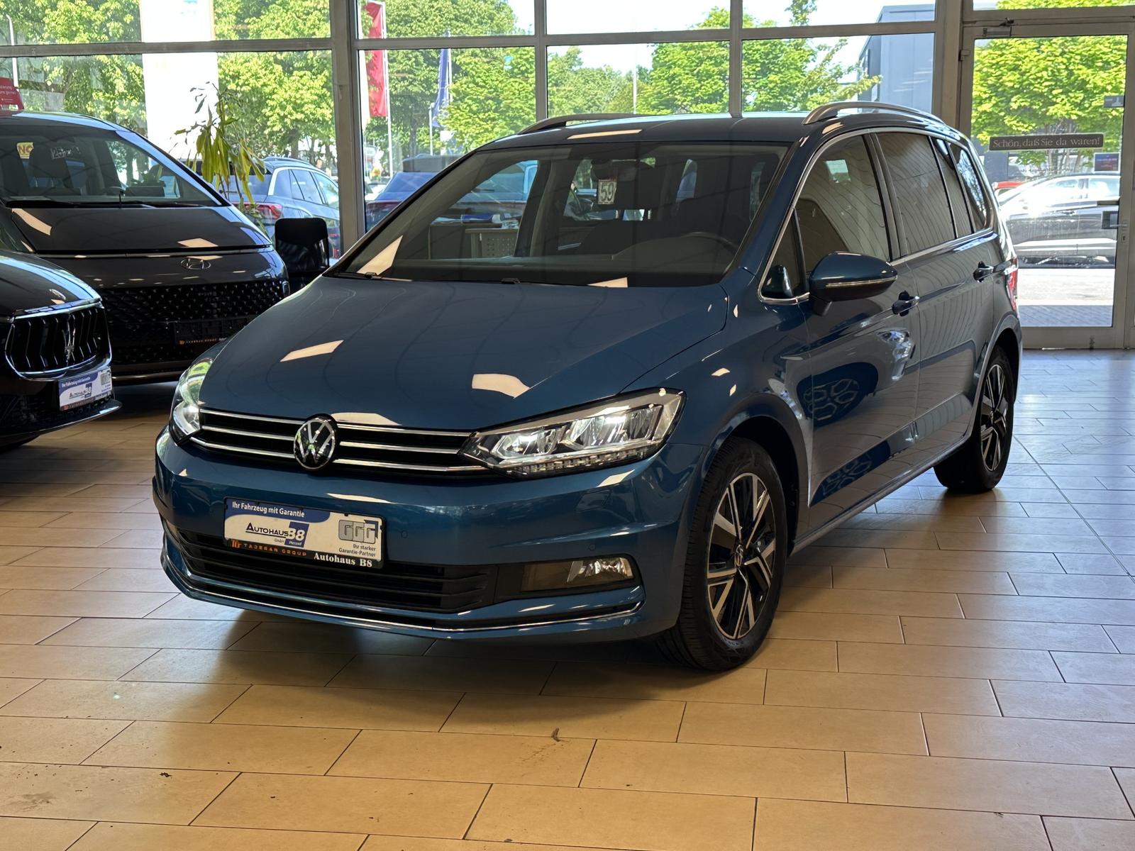 Volkswagen Touran Highline*BMT*AHK*Alcantara*CAM*Navi*SHZ