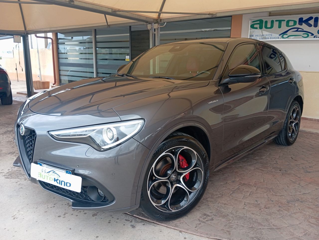 Alfa Romeo Stelvio 2.2 Turbodiesel 210 CV AT8 Q4 imagem 3