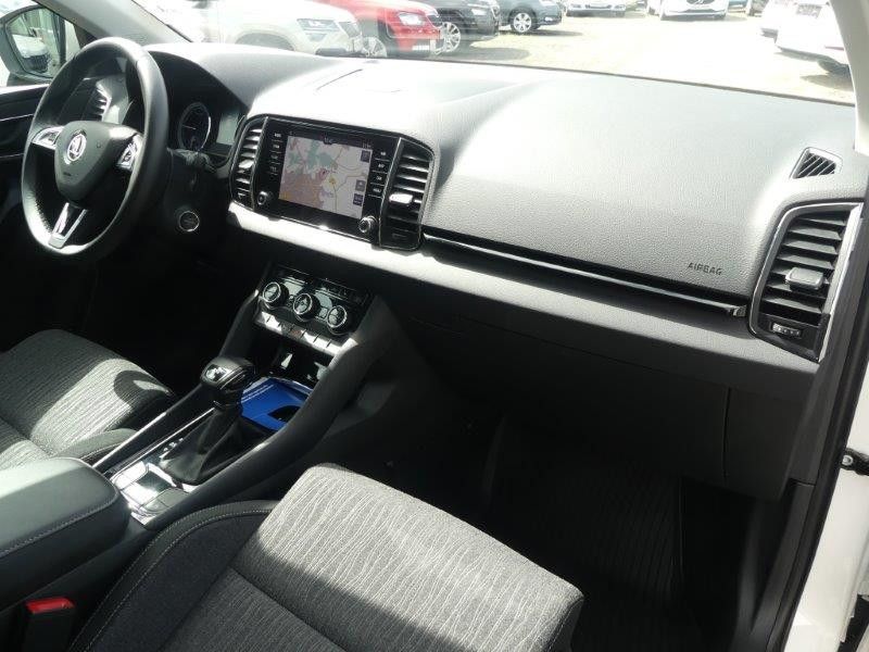 Fahrzeugabbildung SKODA Karoq 2.0 TDI DSG 4x4 Style NAV*KAM*BT*TEMPOMAT