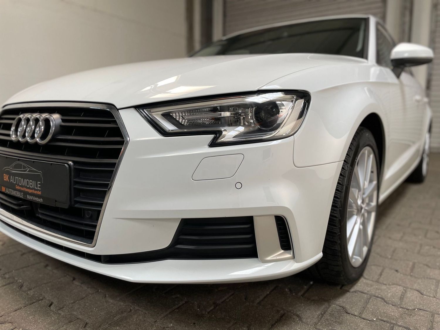 Fahrzeugabbildung Audi A3 30 TDI sport #ACC#Xenon#Virtual#Keyless#Spur#