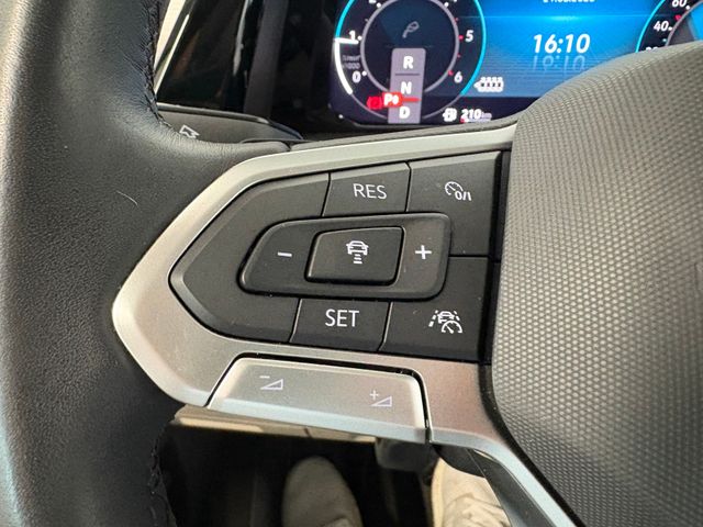 T7 Multivan Life 2.0 TDI DSG PANO IQ.LIGHT NAVI