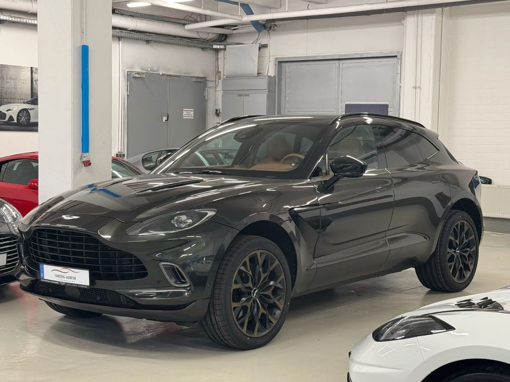 Aston Martin DBX