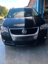 Volkswagen vw Touran 2010 Automatek 1.6 - Volkswagen Touran mit CNG-Antrieb: Automatik