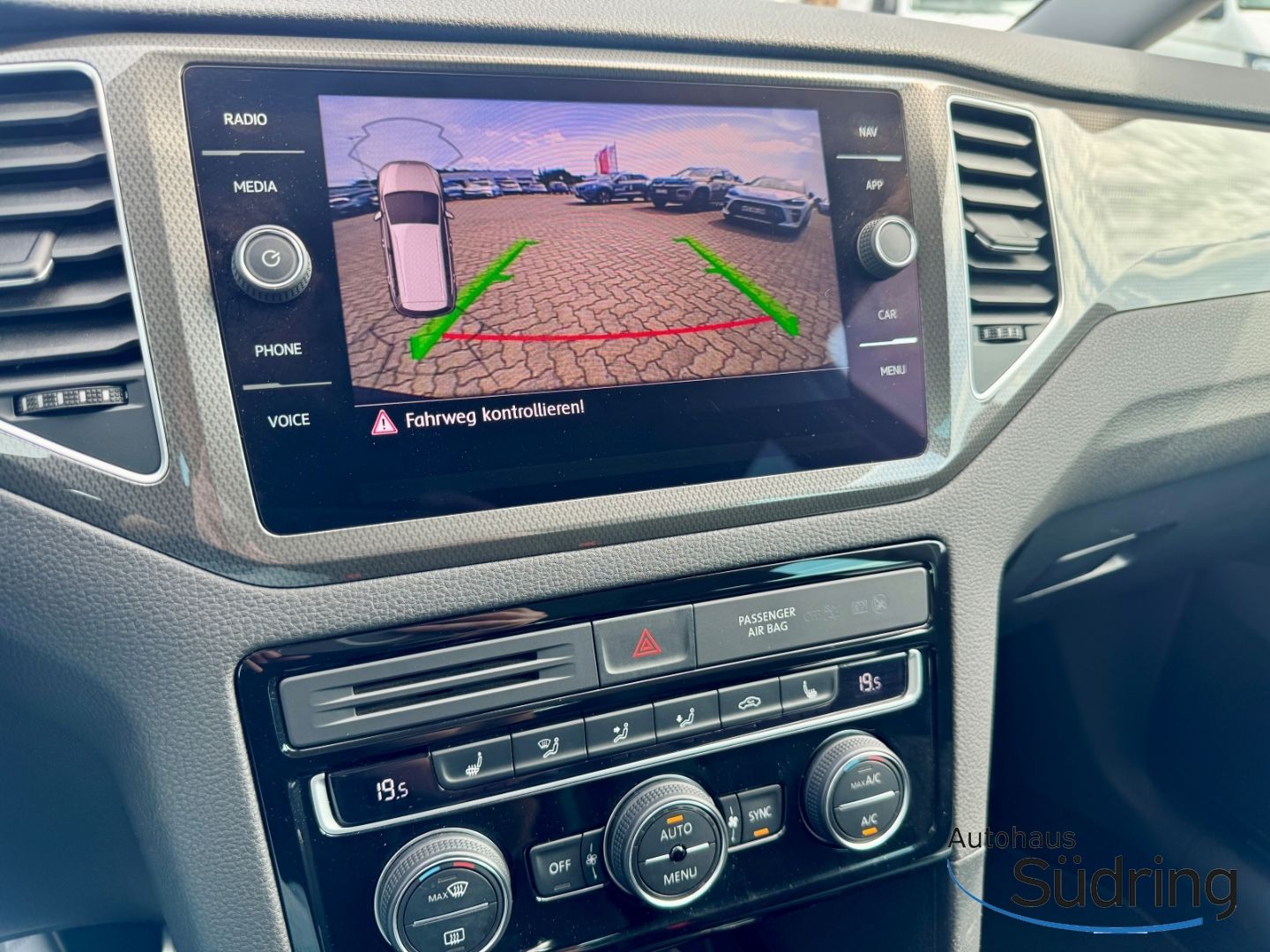 Golf Sportsvan 1,0 TSI IQ.DRIVE Navi ACC Rückfk.