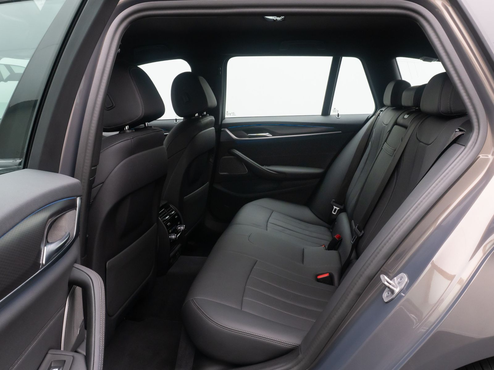 Fahrzeugabbildung BMW 530e xD M Sport H/K DAB HUD Individual 19Zoll