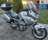 Honda Deauville NT700VA RC52 sehr gepflegt - HONDA DEAUVILLE 700