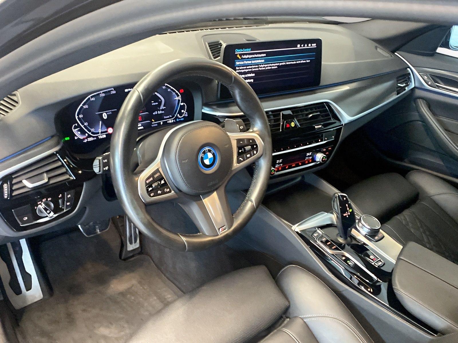 BMW 530e Touring M Sport AHK LiveCockpitProf Kamera