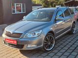 Skoda Octavia Combi Best of*AHK*TÜVNEU*PDC*SHZ*TEMPOMA - Skoda Octavia: Best Of