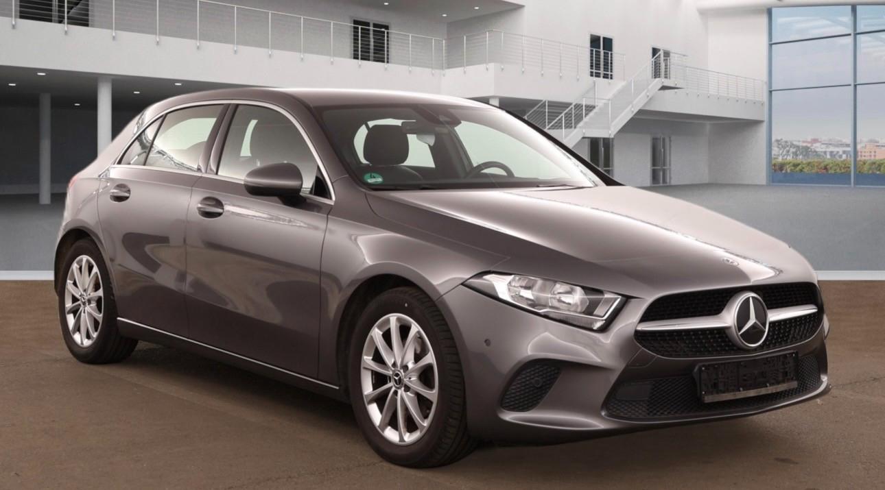 Mercedes-Benz A 180 7G-DCT *1 Hand*Ambiente.Be*Kamera