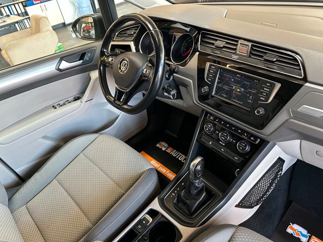 MYAUTOCENTER – Gebraucht- und Jahreswagen mit Werkstattservice in Pfaffenhofen Volkswagen Touran Comfortline BMTStart-Stopp *7 Sitzer*ACC