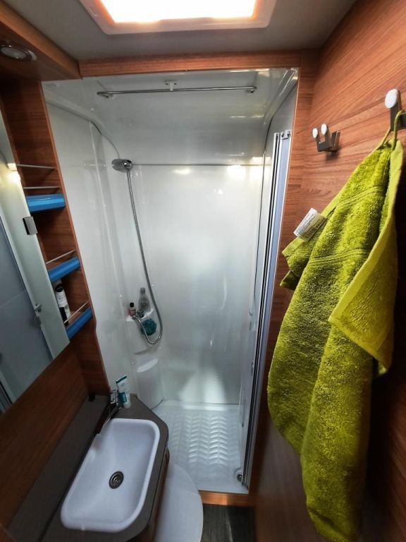 Fahrzeugabbildung Weinsberg CaraLoft 550 MF Verfüg./Sparen Sie 26.857,- €