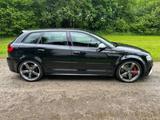 Audi RS3 2.5 TFSI S tronic quattro *Recaro/Bose etc. - Audi RS3 mit Benzin-Antrieb: Navigationssystem, Limousine, 2.5