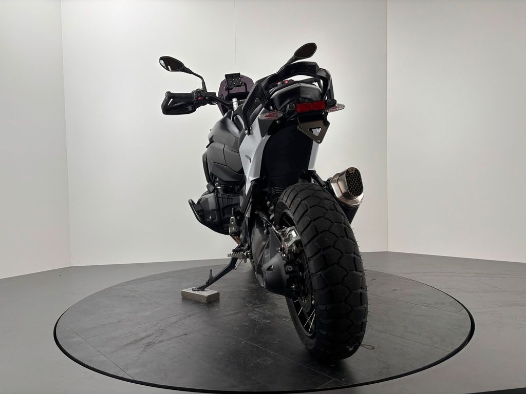 Fahrzeugabbildung BMW R1300 GS *HP-CORSE *VIEL ZUBEHÖR *TOP-ZUSTAND