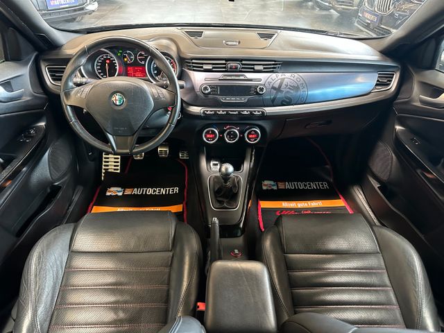 Alfa Romeo Giulietta *BI-XENONAFS)*2-ZONEN*TEMPO*SPORT*