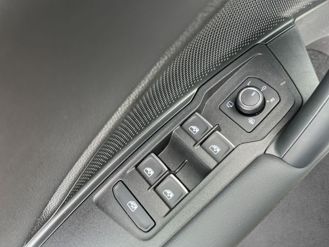 Tiguan Goal 1.5 eTSI DSG,ACC,LED,Navi,Kamera,AHK