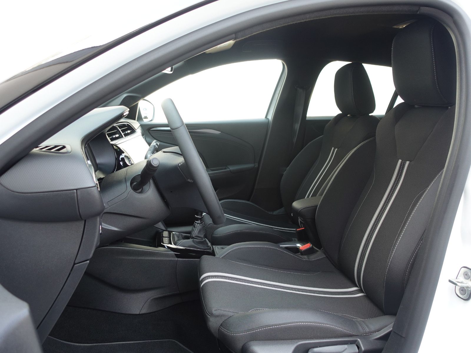 Fahrzeugabbildung Opel Corsa 1.2Turbo GS Allwetter,Navi,SHZ,Kamera,LED