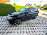 BMW X5 xDrive30d - - BMW X5 Gebrauchtwagen in München