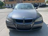 BMW 318d Touring |NAVI|PDC|MFL|SHZ| - BMW 318 aus 2008: 318d
