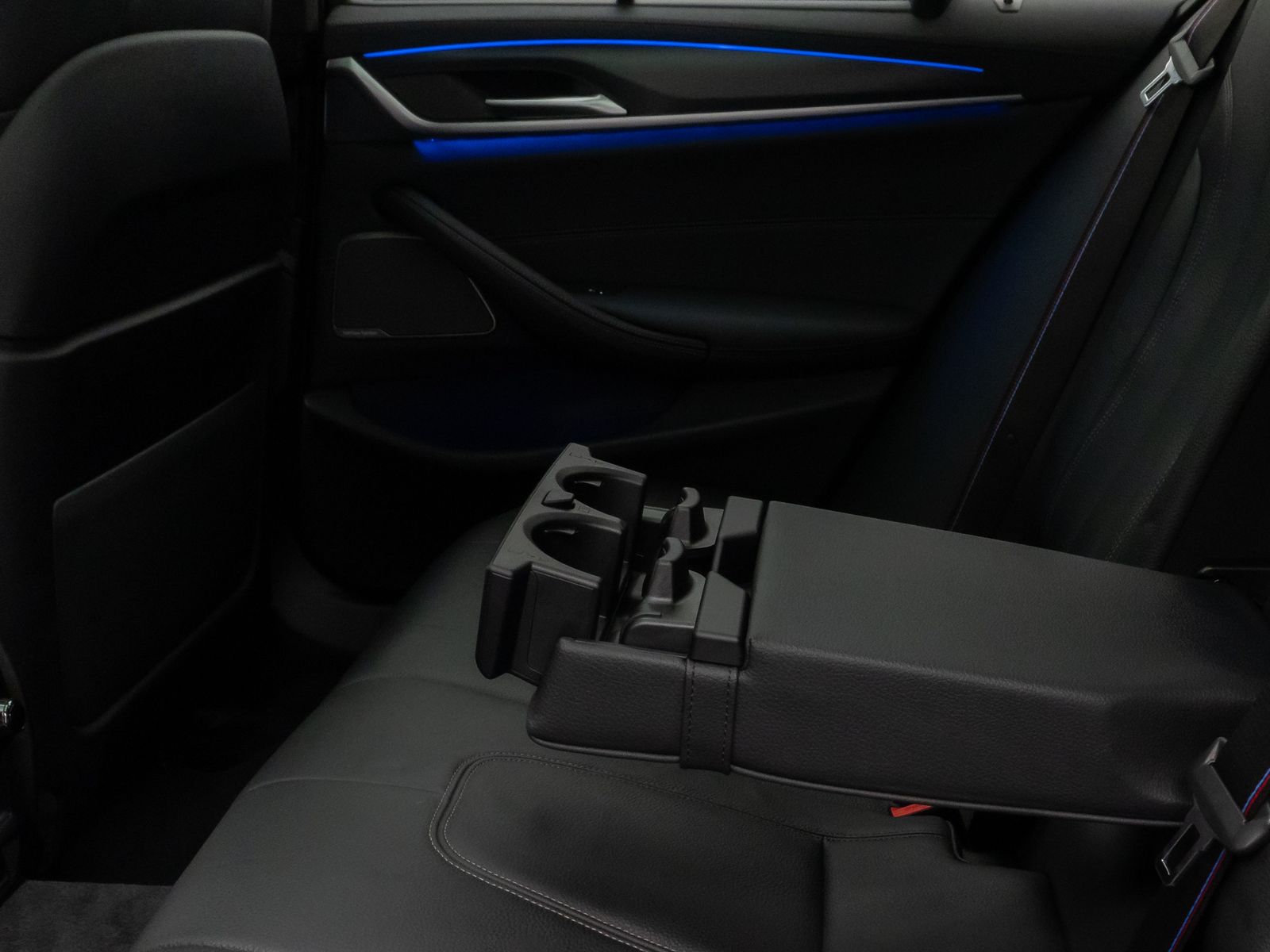 Fahrzeugabbildung BMW 540d xD M Sport Pro Laser Panorama HUD DAB H/K