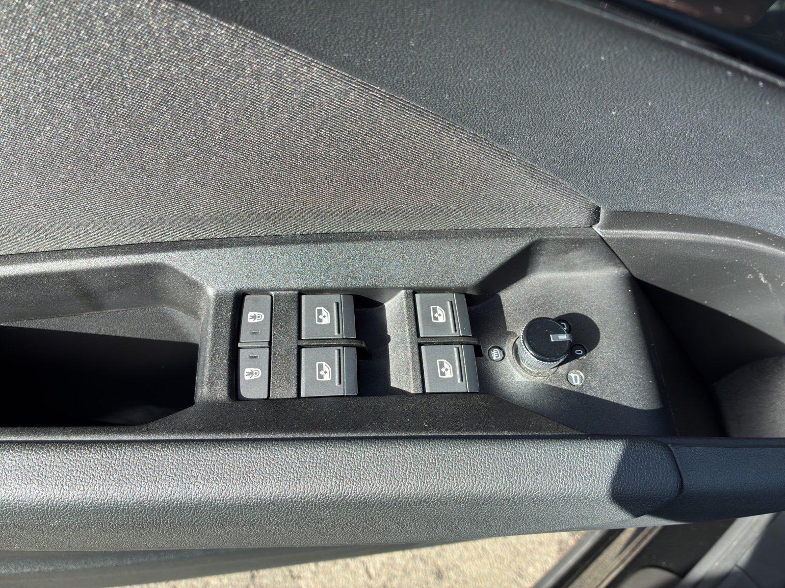 Fahrzeugabbildung Audi Q4 e-tron 40 e-tron Kamera,LED,Matrix,Navi,PDC