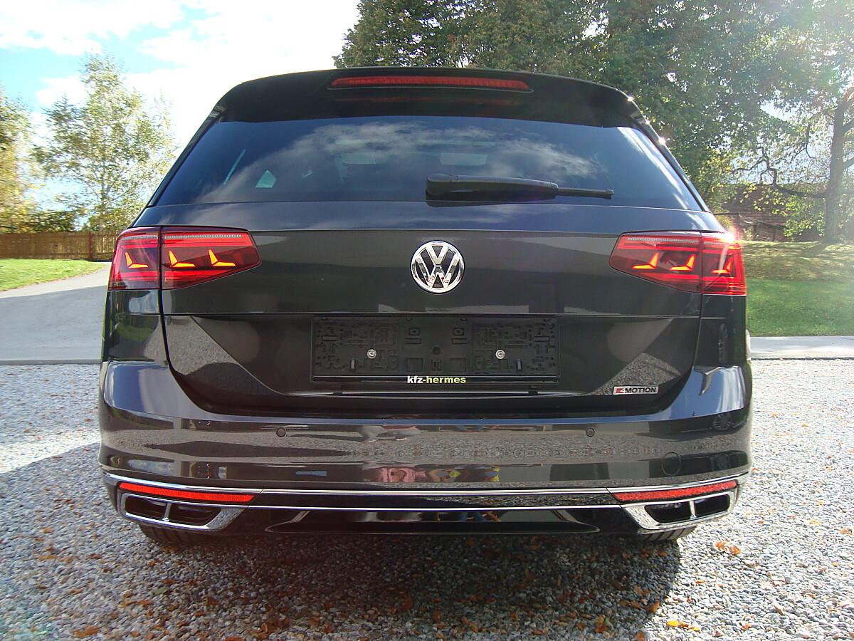 Volkswagen Passat Variant TDI 4-Motion 200 PS R-Line IQ Mat