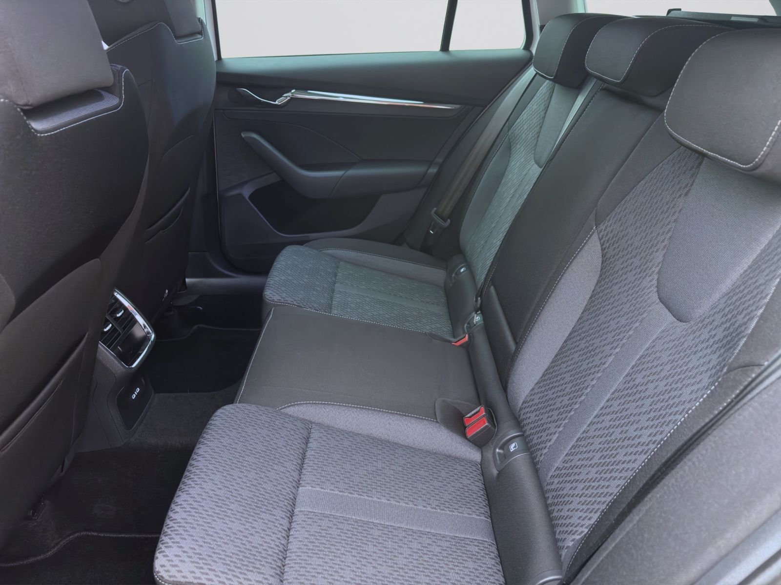 Skoda Octavia - Bild 16