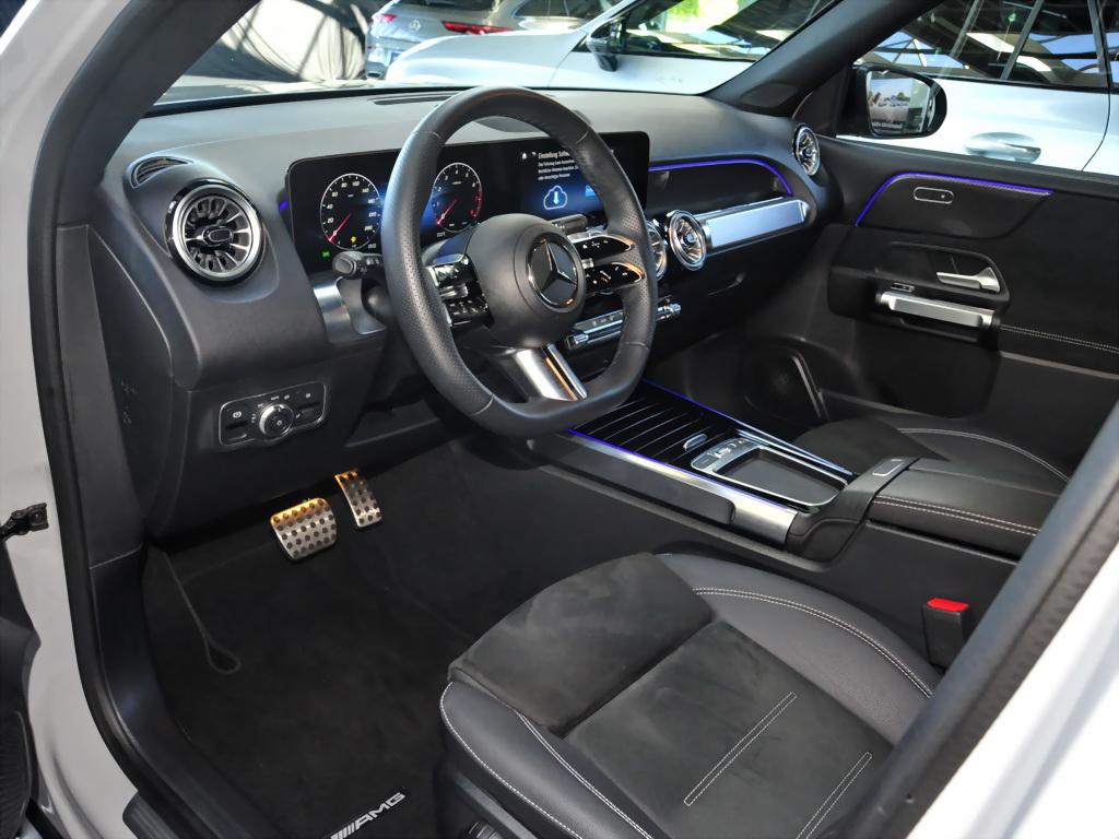 Mercedes-Benz GLB 200 AMG ADVANCED+ PANO MBUX 360° KEYLESS AHK