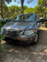 Chrysler Grand Voyager Limited 2.8 CRD Autom. Limited - gebrauchte Chrysler Grand Voyager aus dem Jahr 2007
