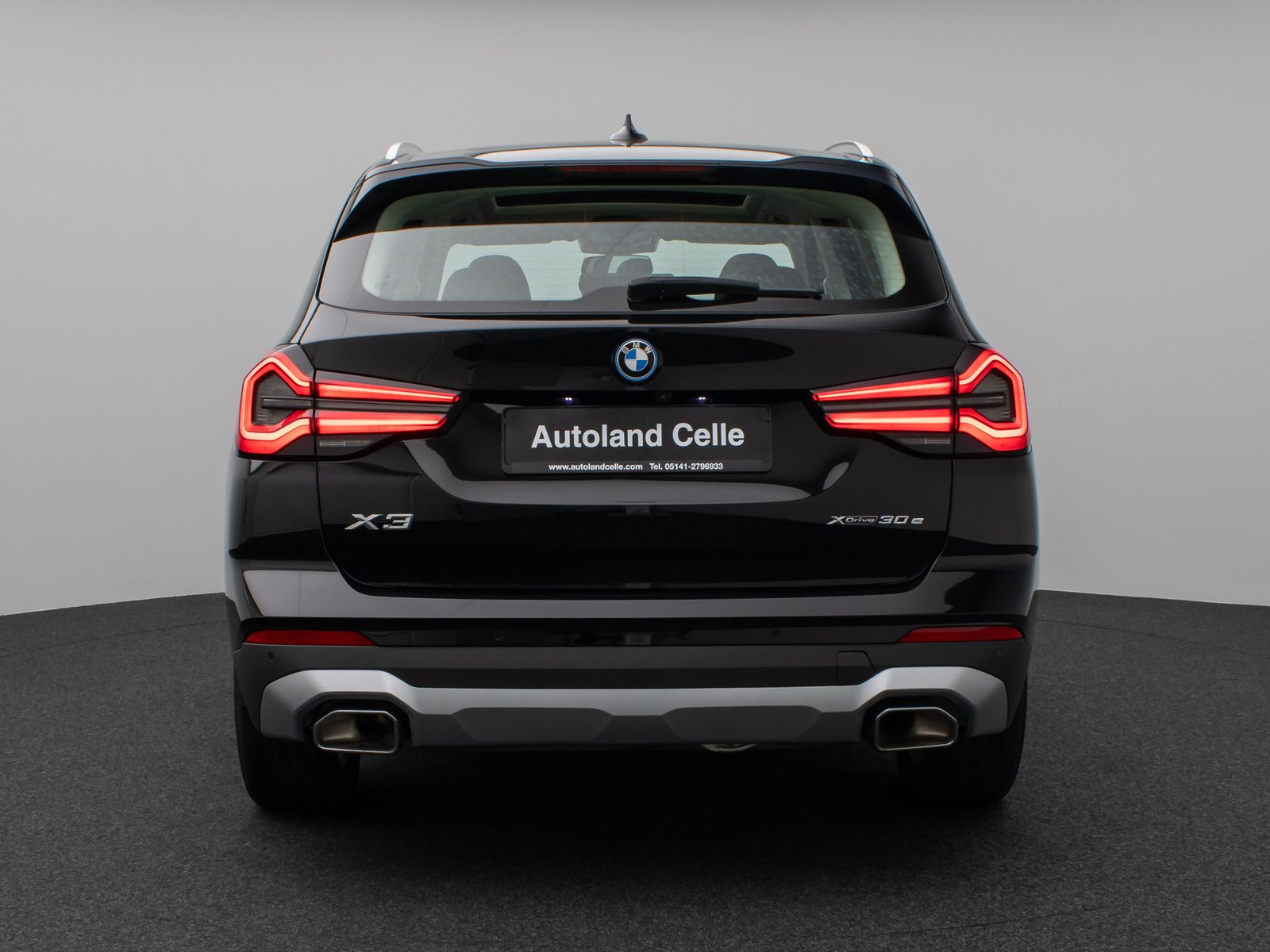 Fahrzeugabbildung BMW X3 xD30e Panorama 360° HUD DAB AHK Alarm Sport